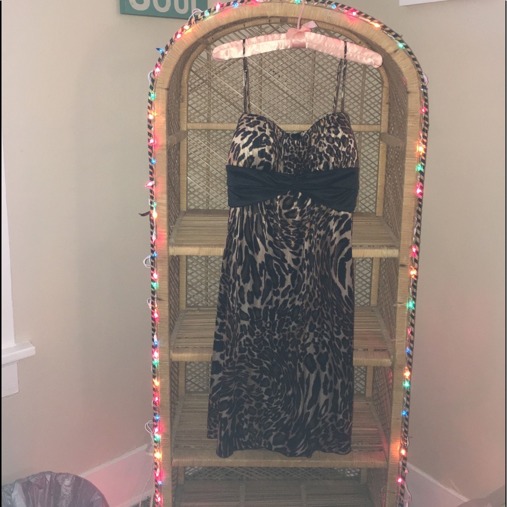 🐆XL Cute leopard print sundress!